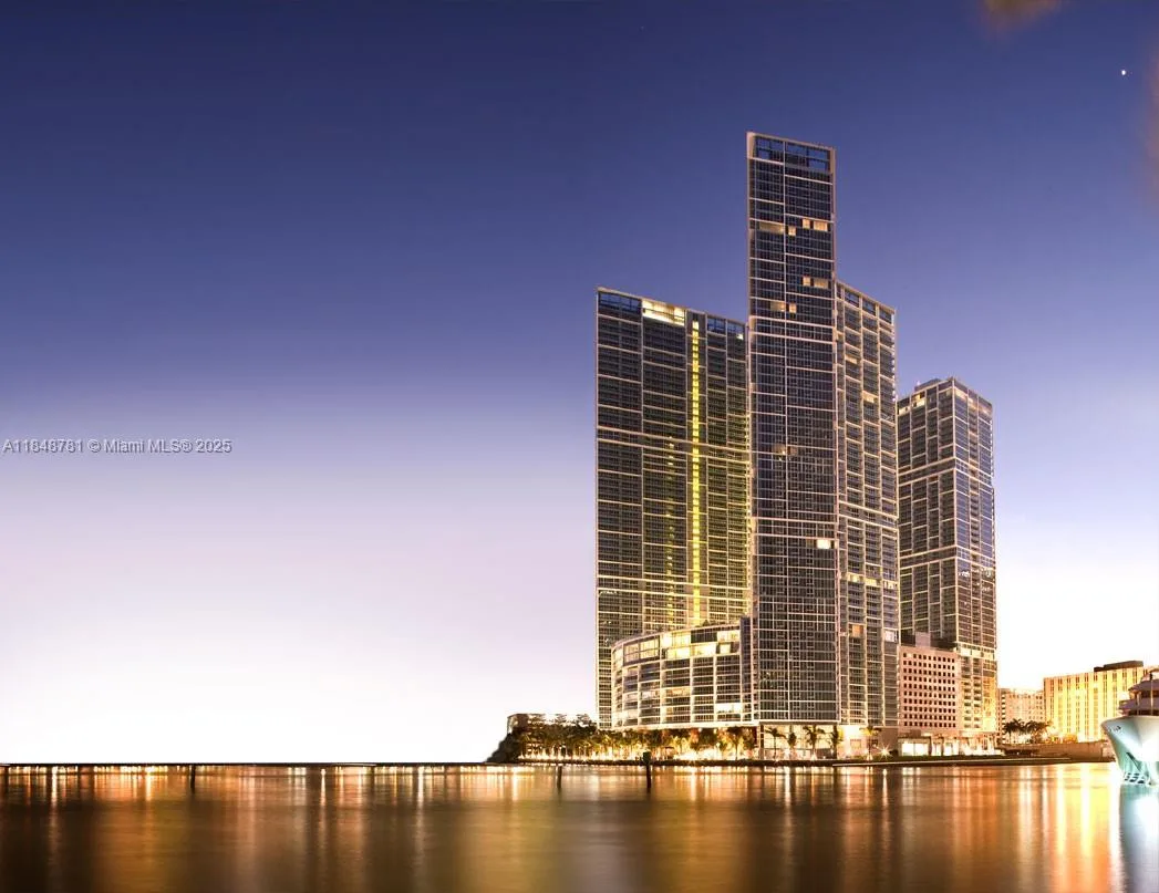 485 BRICKELL AVE # 3303, Miami, FL 33131