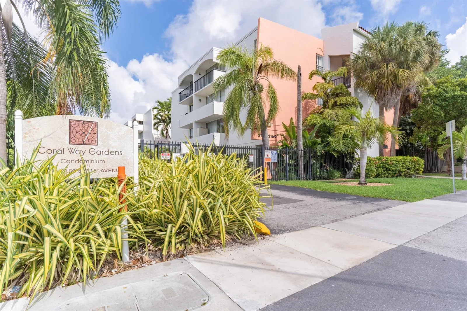 2160 SW 16TH Avenue # 317, Miami, FL 33145