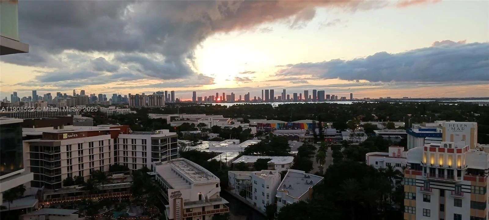 2401 Collins Ave # 1708, Miami Beach, FL 33140 photo 2