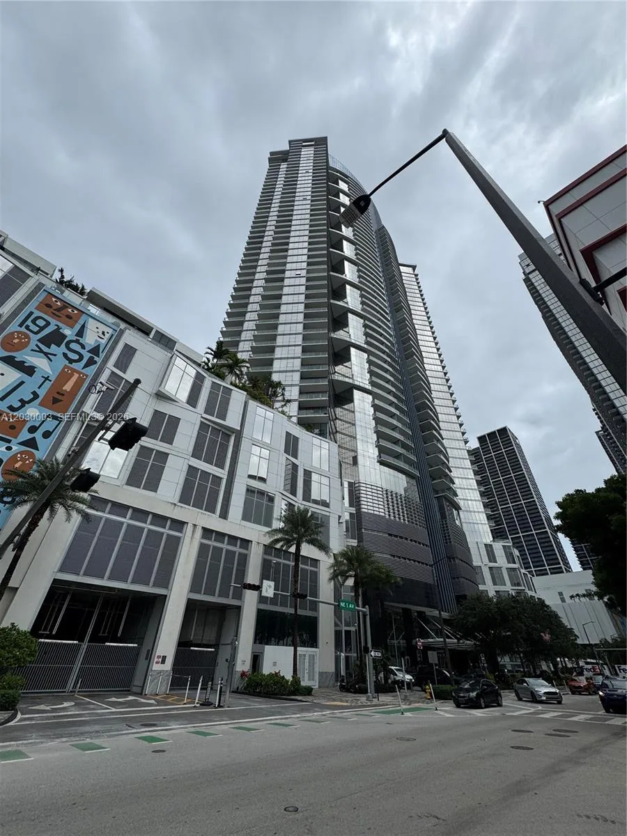 851 NE 1st Ave # 1909, Miami, FL 33132
