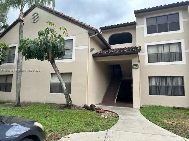 4421 W Mcnab Rd # 10, Pompano Beach, FL 33069