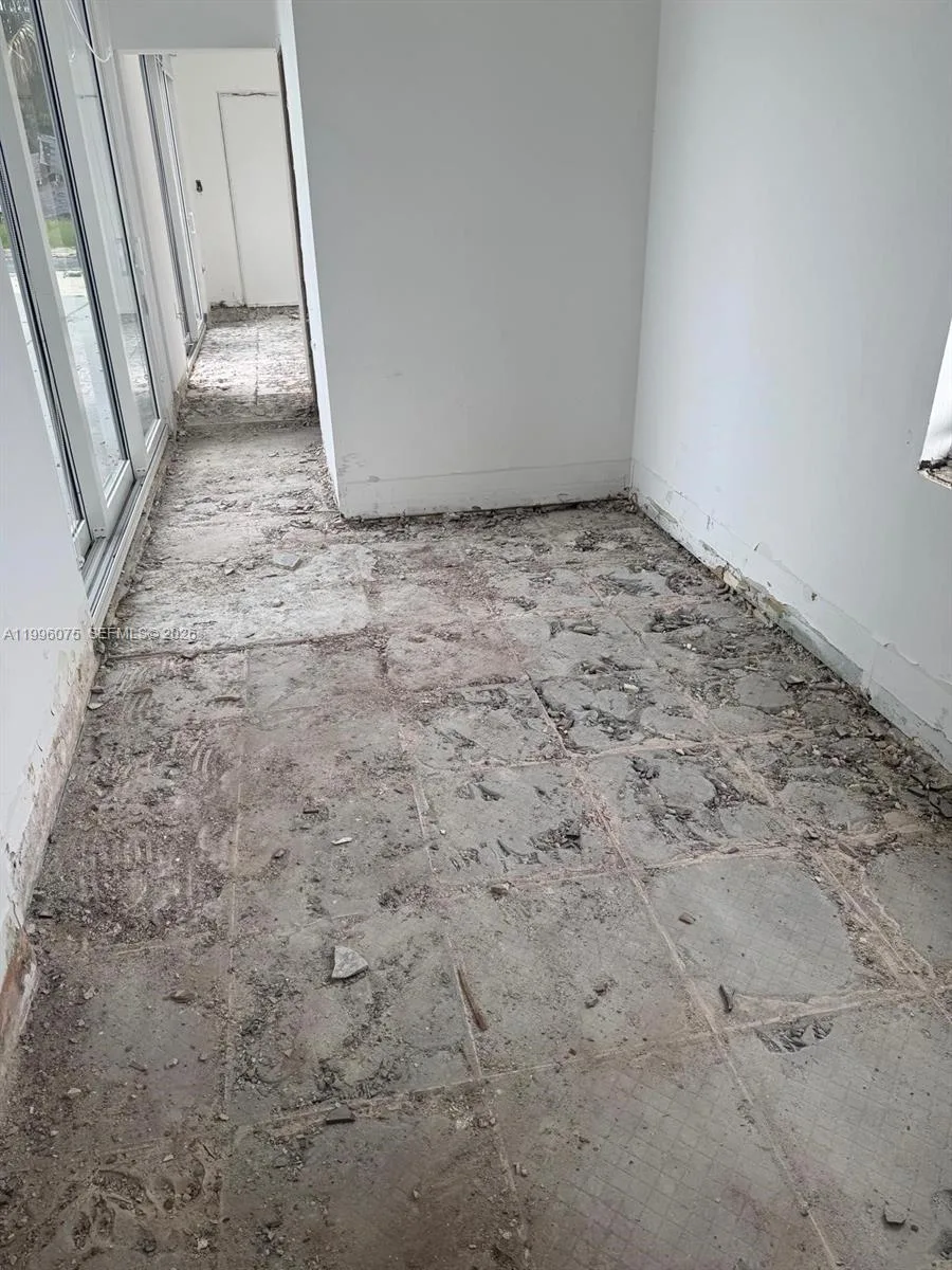 290 NW 125th Ave, Miami, FL 33182 photo 3