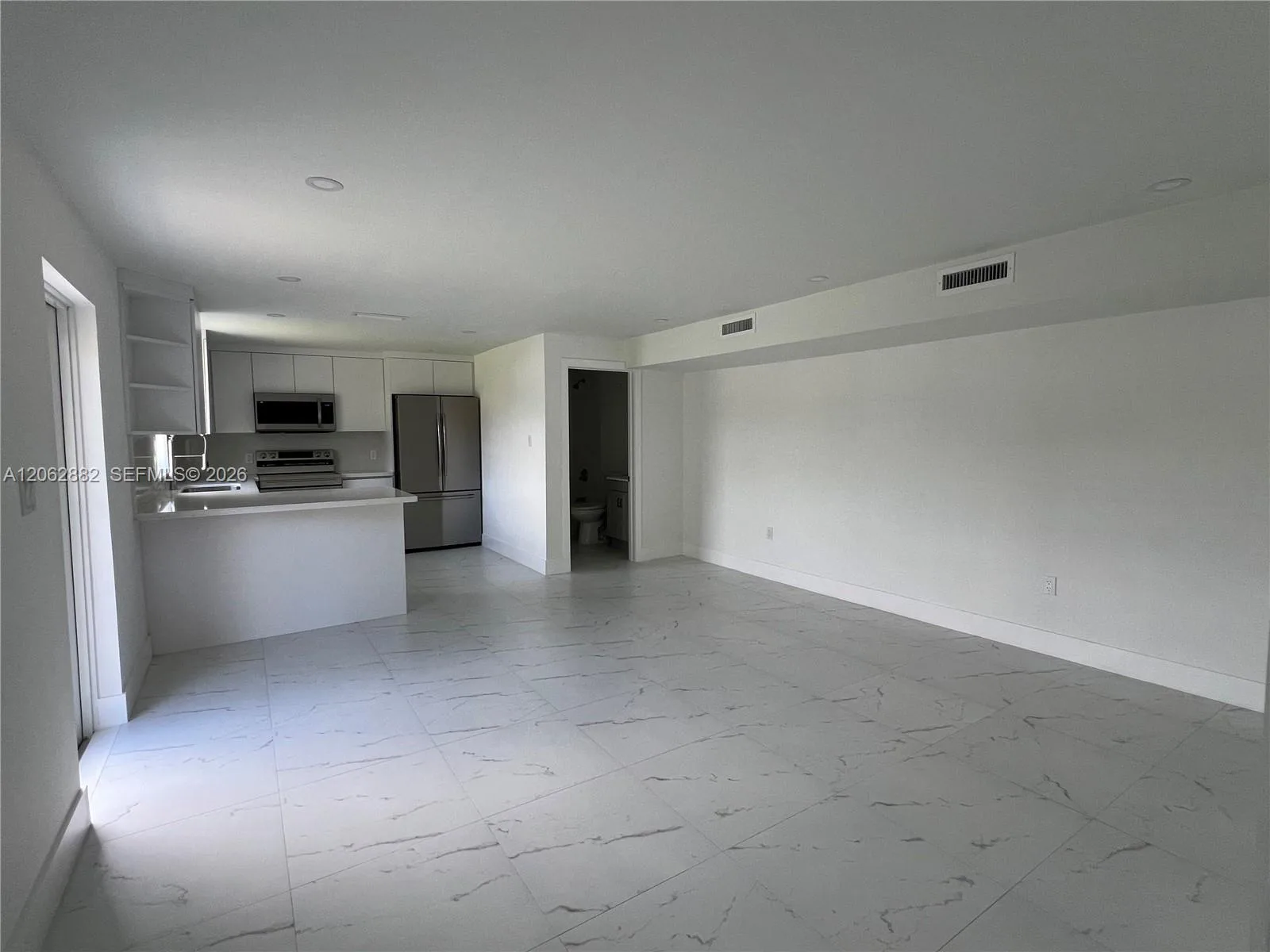 705 E 20th St, Hialeah, FL 33013 photo 3