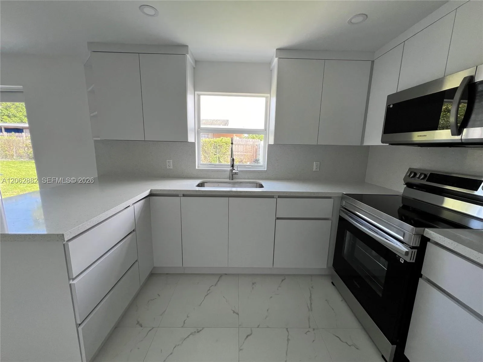 705 E 20th St, Hialeah, FL 33013 photo 6
