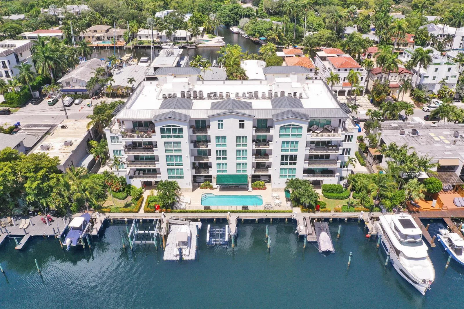 410 Hendricks Isle # 203, Fort Lauderdale, FL 33301