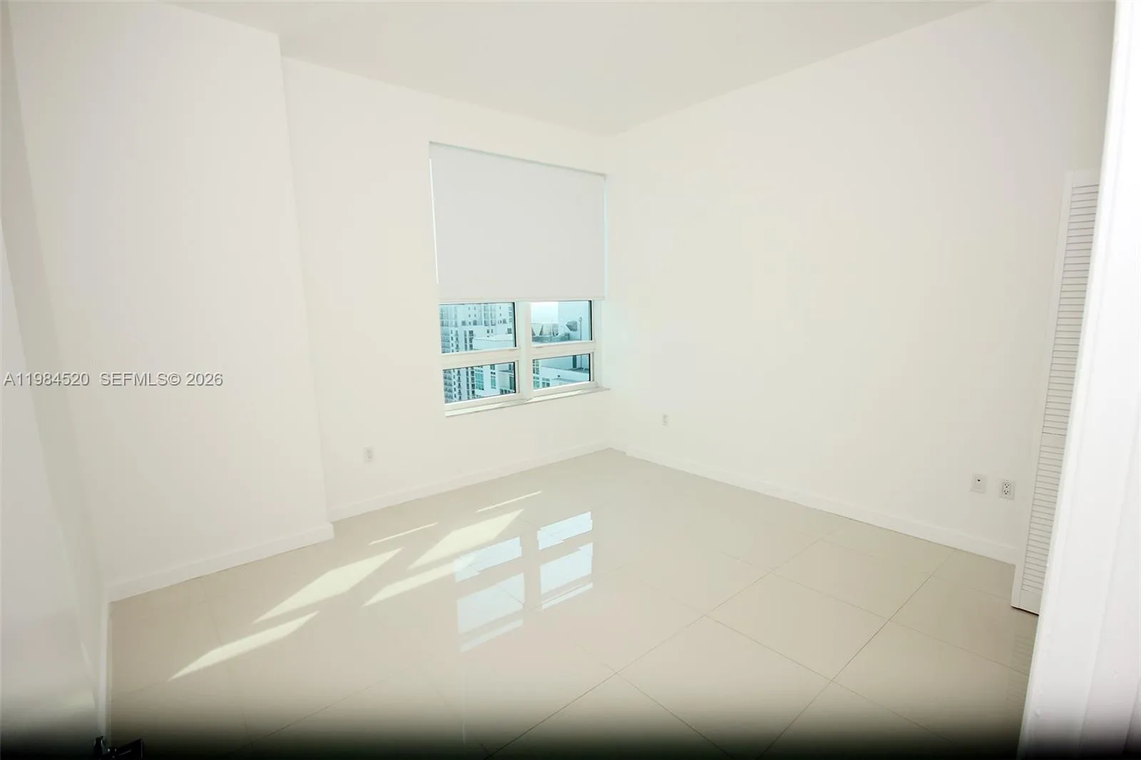 950 Brickell Bay Dr # 4709, Miami, FL 33131 photo 6
