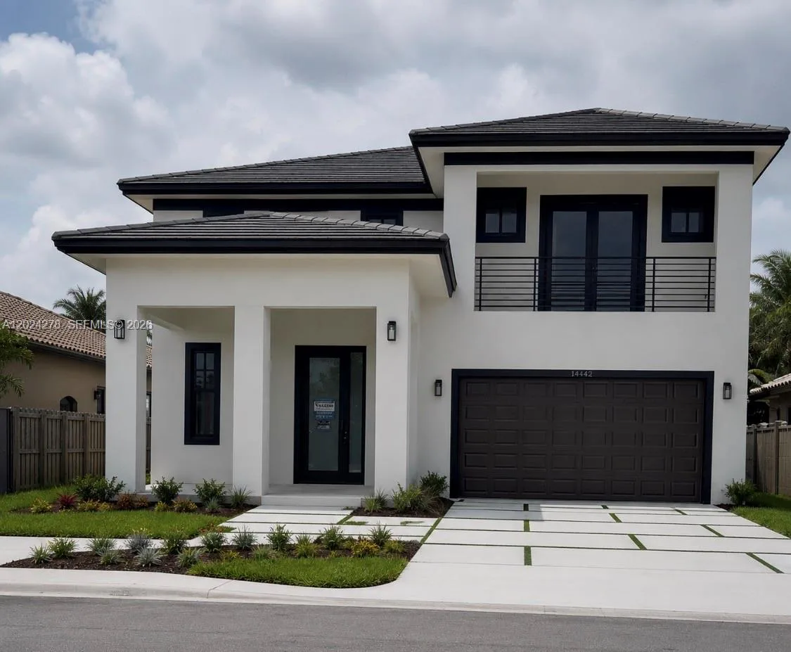 14442 SW 14th St, Miami, FL 33184