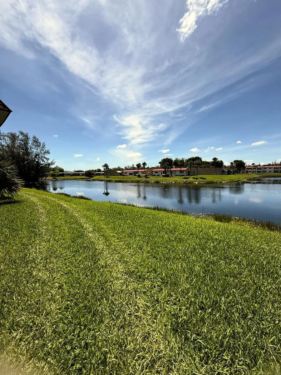 218 Lake Frances Drive, West Palm Beach, FL 33411 photo 3