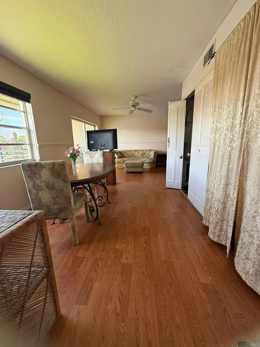 218 Lake Frances Drive, West Palm Beach, FL 33411 photo 4