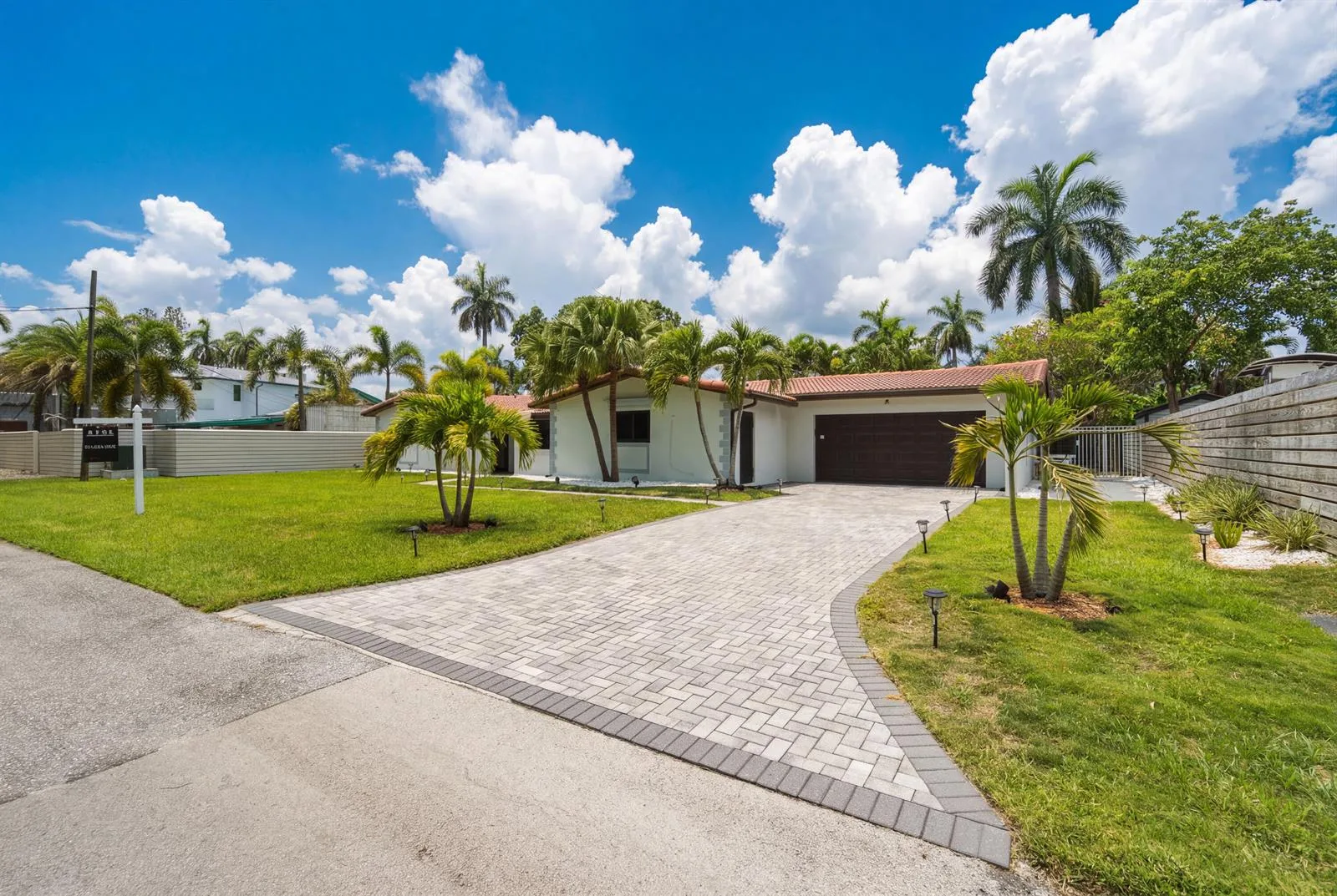 2587 SW 30TH Avenue, Fort Lauderdale, FL 33312 photo 6