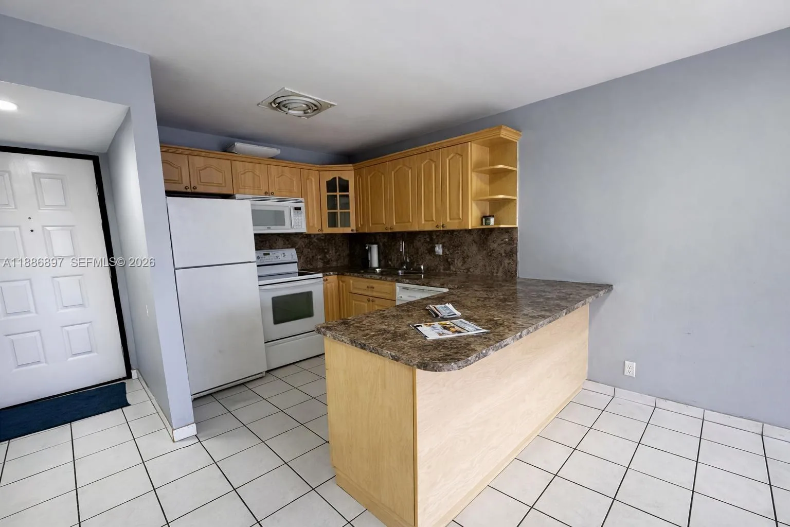 8005 Lake Dr # 404, Doral, FL 33166 photo 5