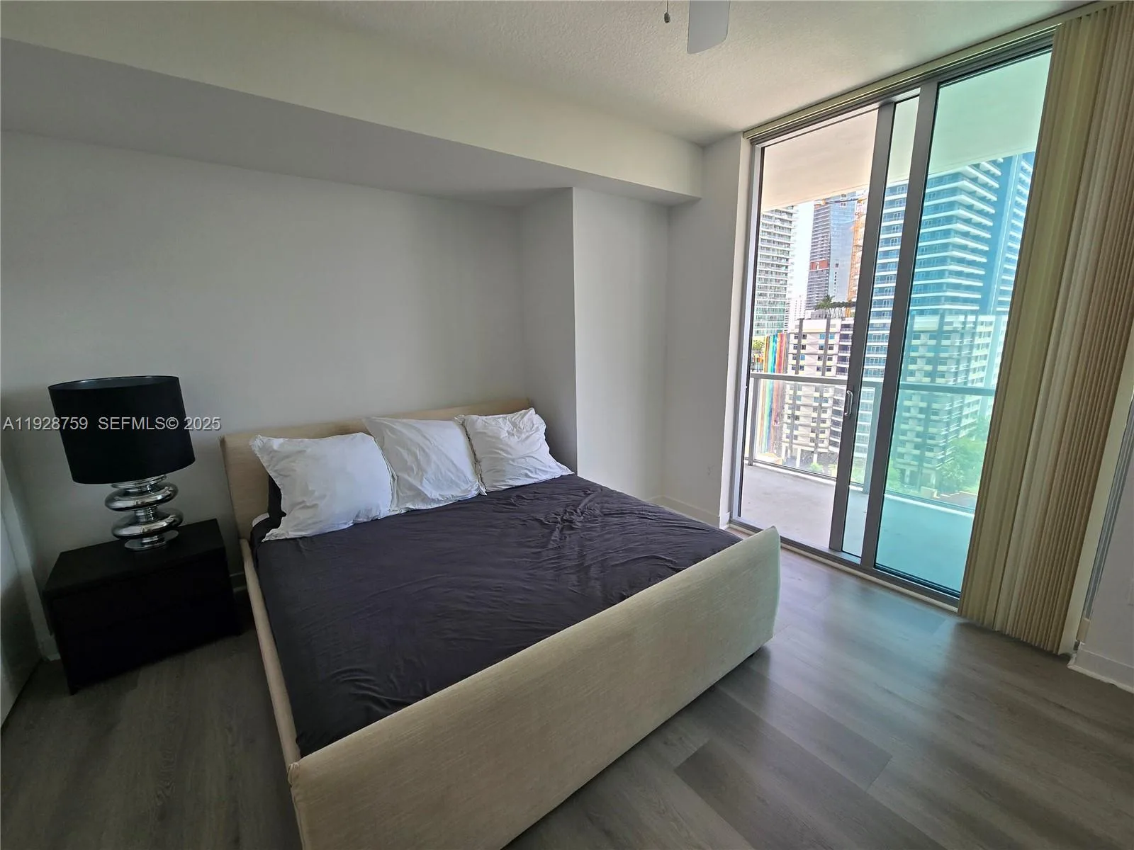 79 SW 12th St # 1701-S, Miami, FL 33130 photo 12