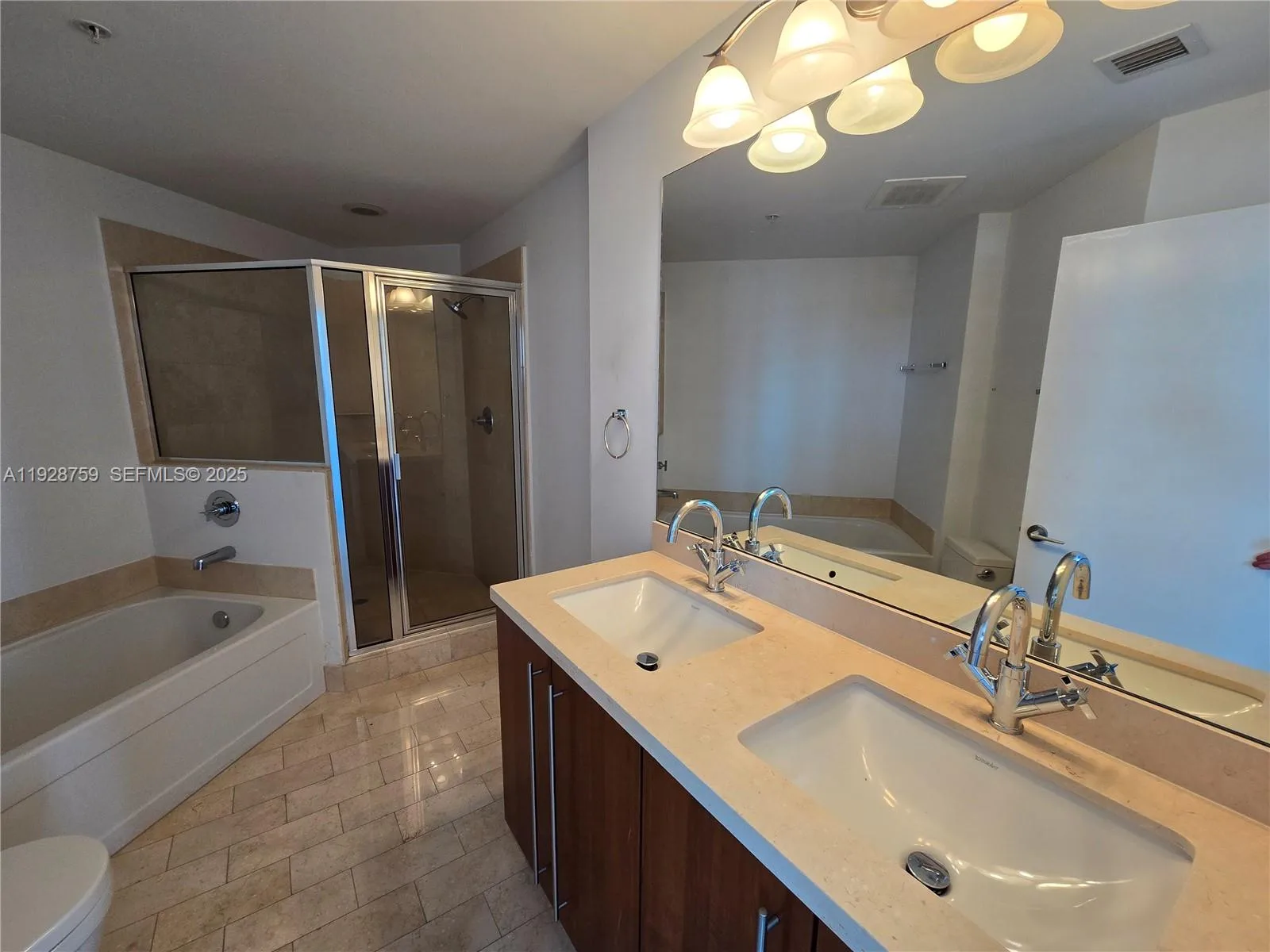79 SW 12th St # 1701-S, Miami, FL 33130 photo 9