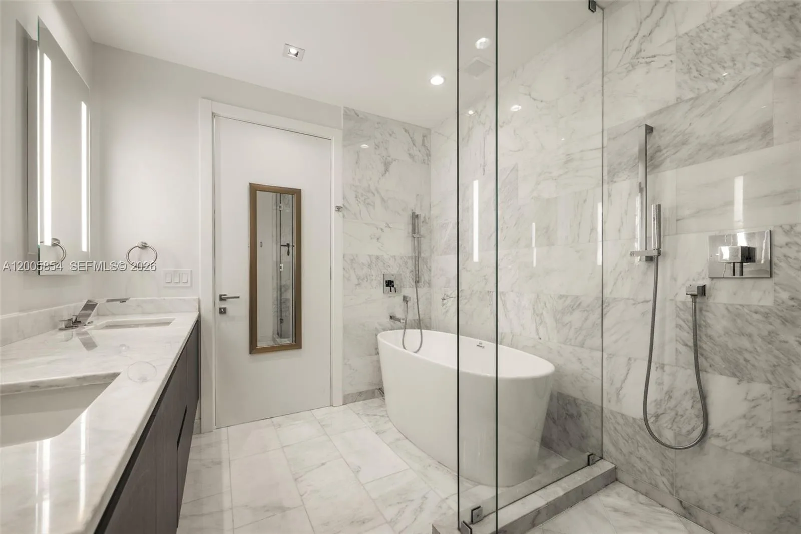 1451 Brickell Ave # 4002, Miami, FL 33131 photo 13
