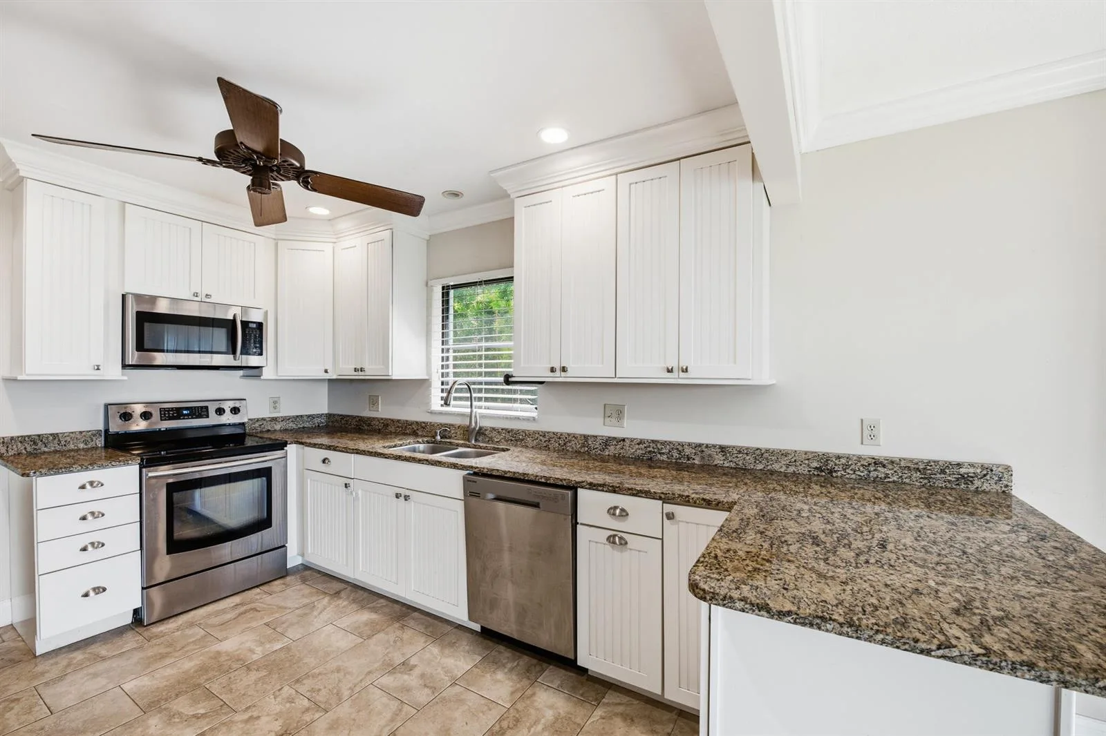 911 NW Sunset Terrace, Stuart, FL 34994 photo 13