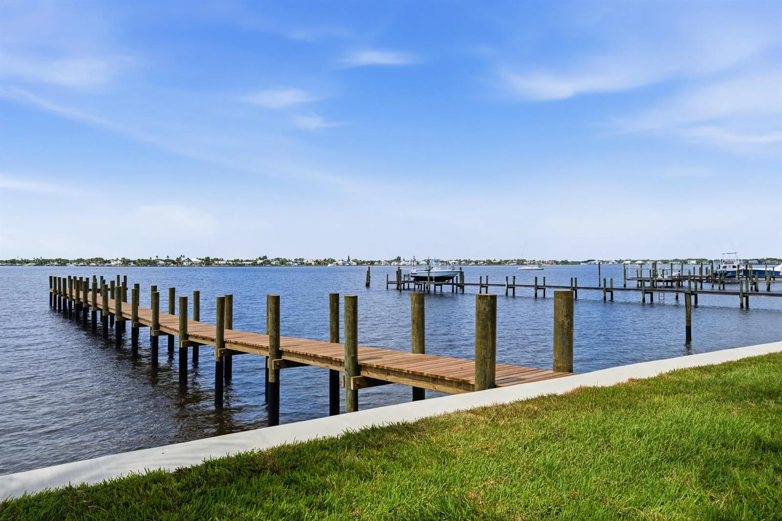 911 NW Sunset Terrace, Stuart, FL 34994 photo 3
