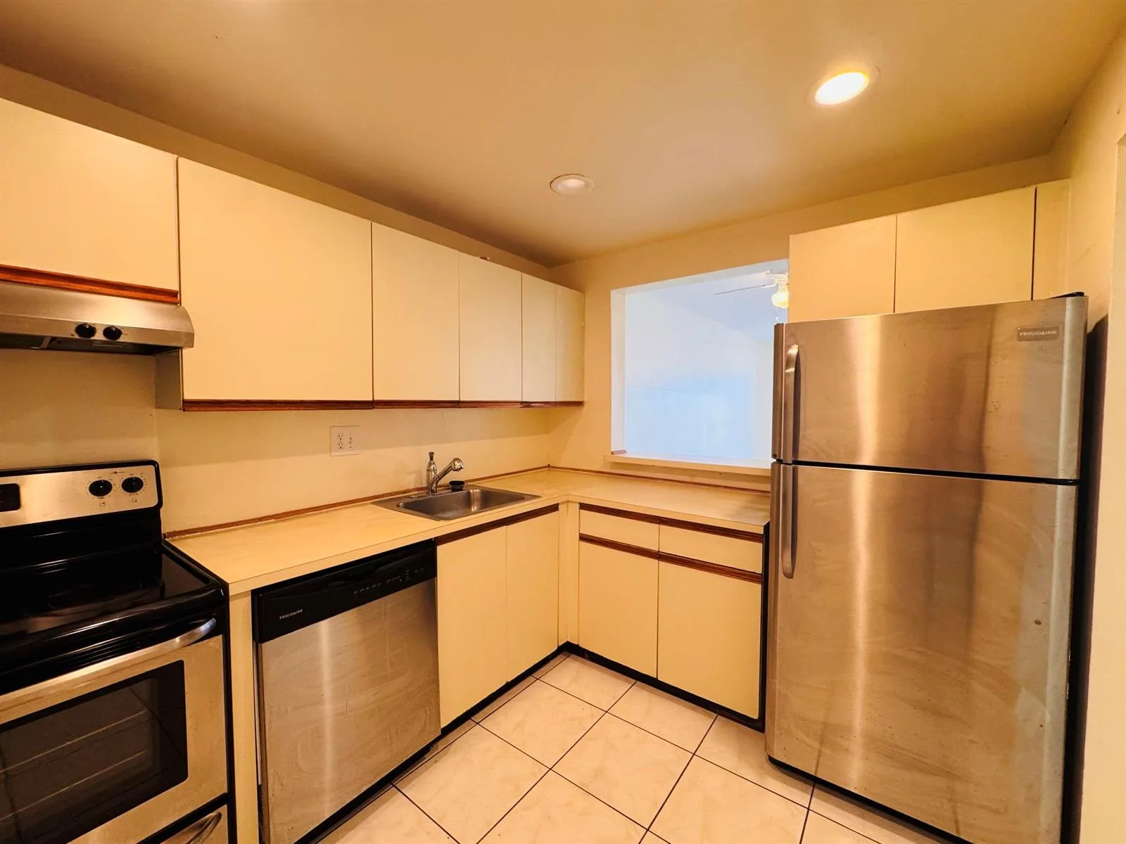 8025 S Colony Circle # 203, Tamarac, FL 33321
