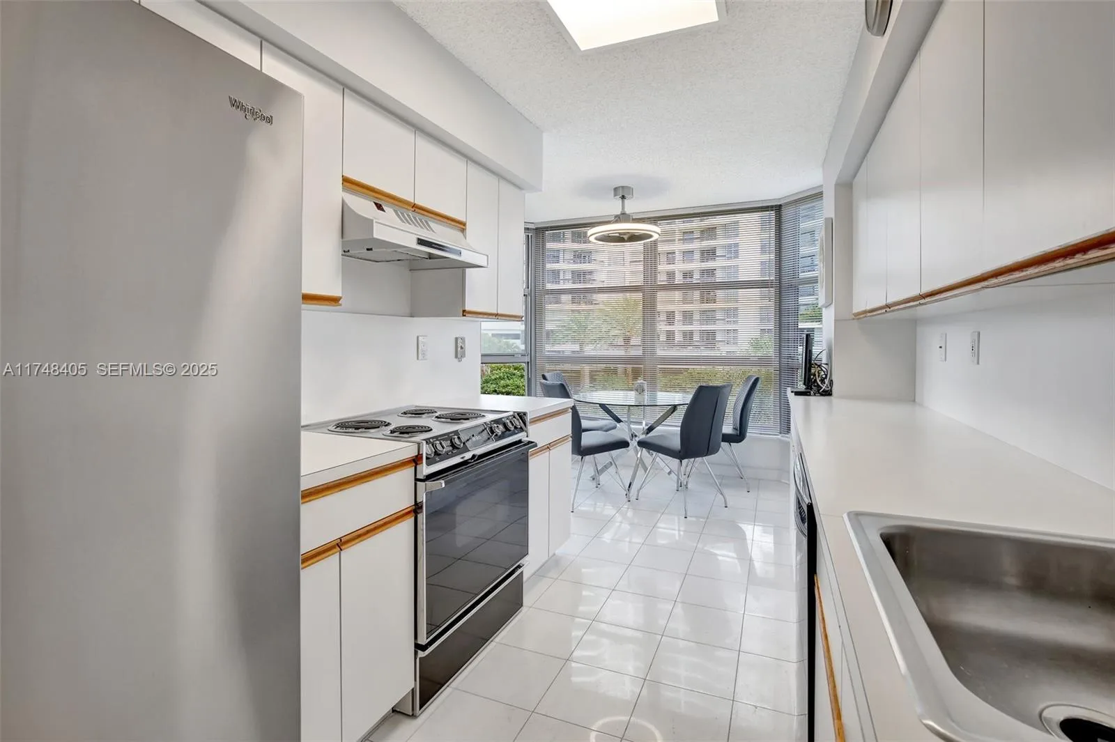 19101 NE 36th Ct # 307, Aventura, FL 33180 photo 13