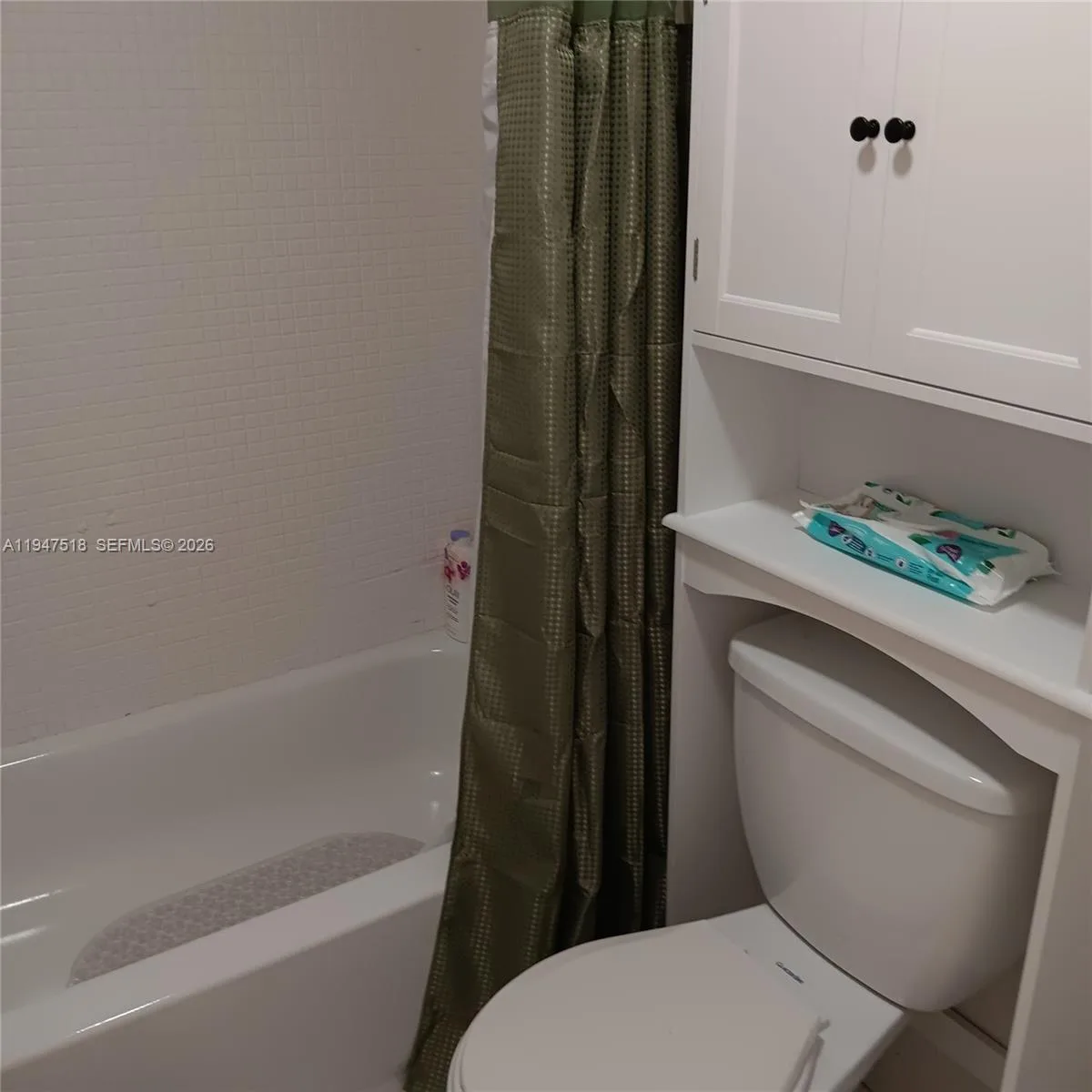 2821 N Miami Beach Blvd # 4M, North Miami Beach, FL 33160 photo 13