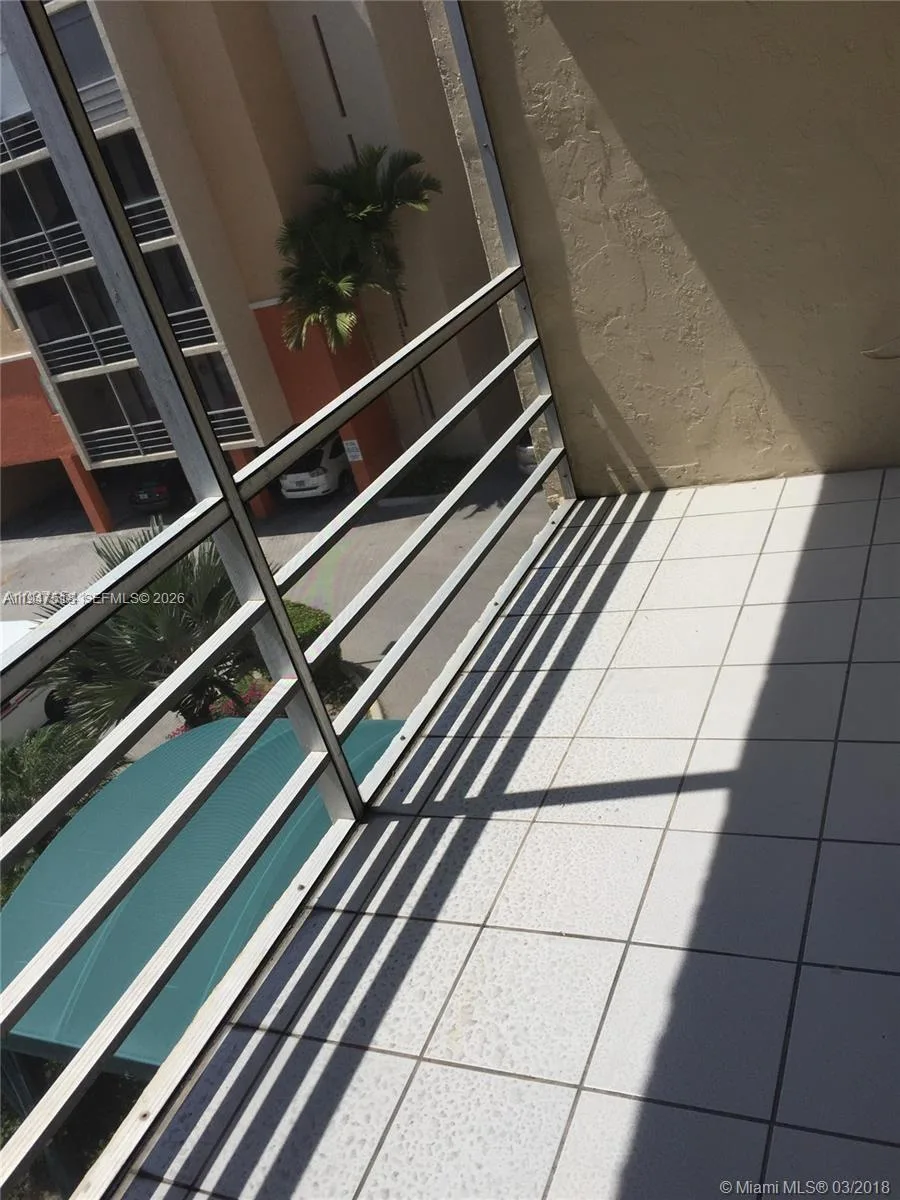 2821 N Miami Beach Blvd # 4M, North Miami Beach, FL 33160 photo 8