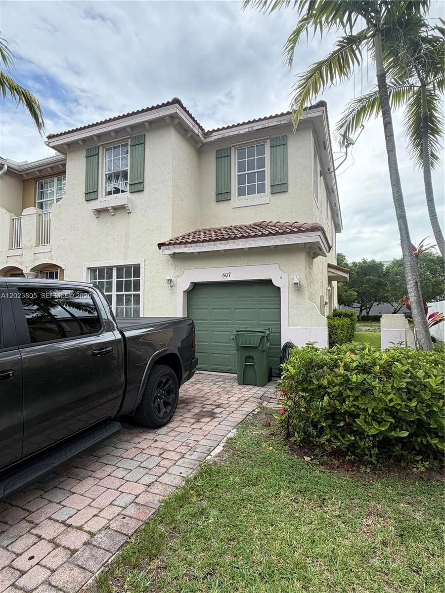 607 NE 21st Ter, Homestead, FL 33033