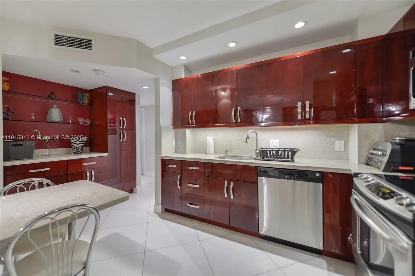 1950 S Ocean Dr # 5G, Hallandale Beach, FL 33009