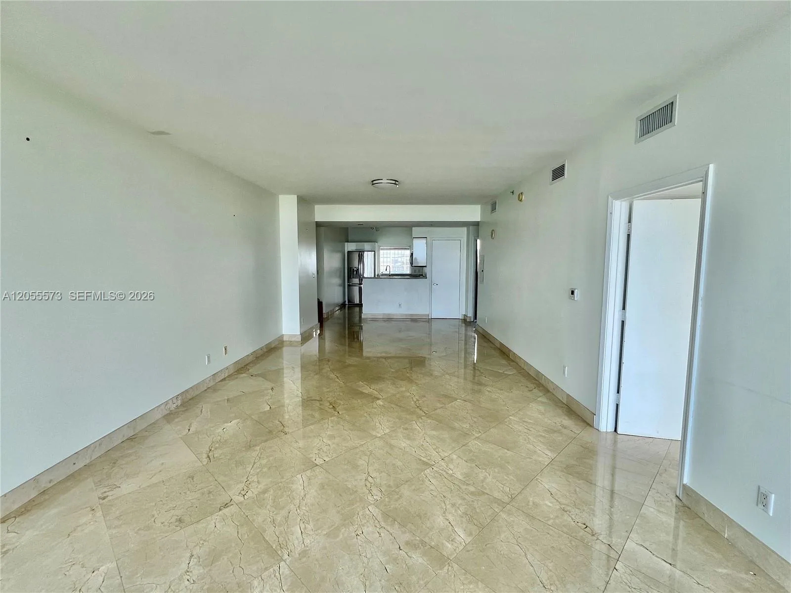601 NE 36th St # 1307, Miami, FL 33137 photo 3