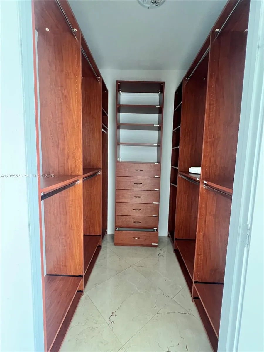 601 NE 36th St # 1307, Miami, FL 33137 photo 5