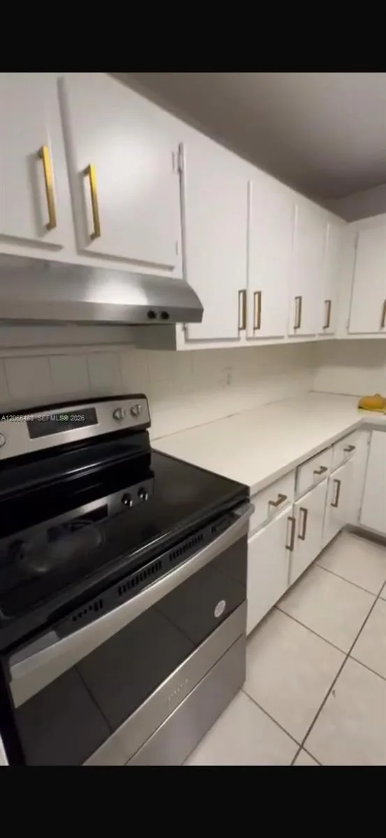 15225 NE 6th Ave # B310, Miami, FL 33162 photo 2