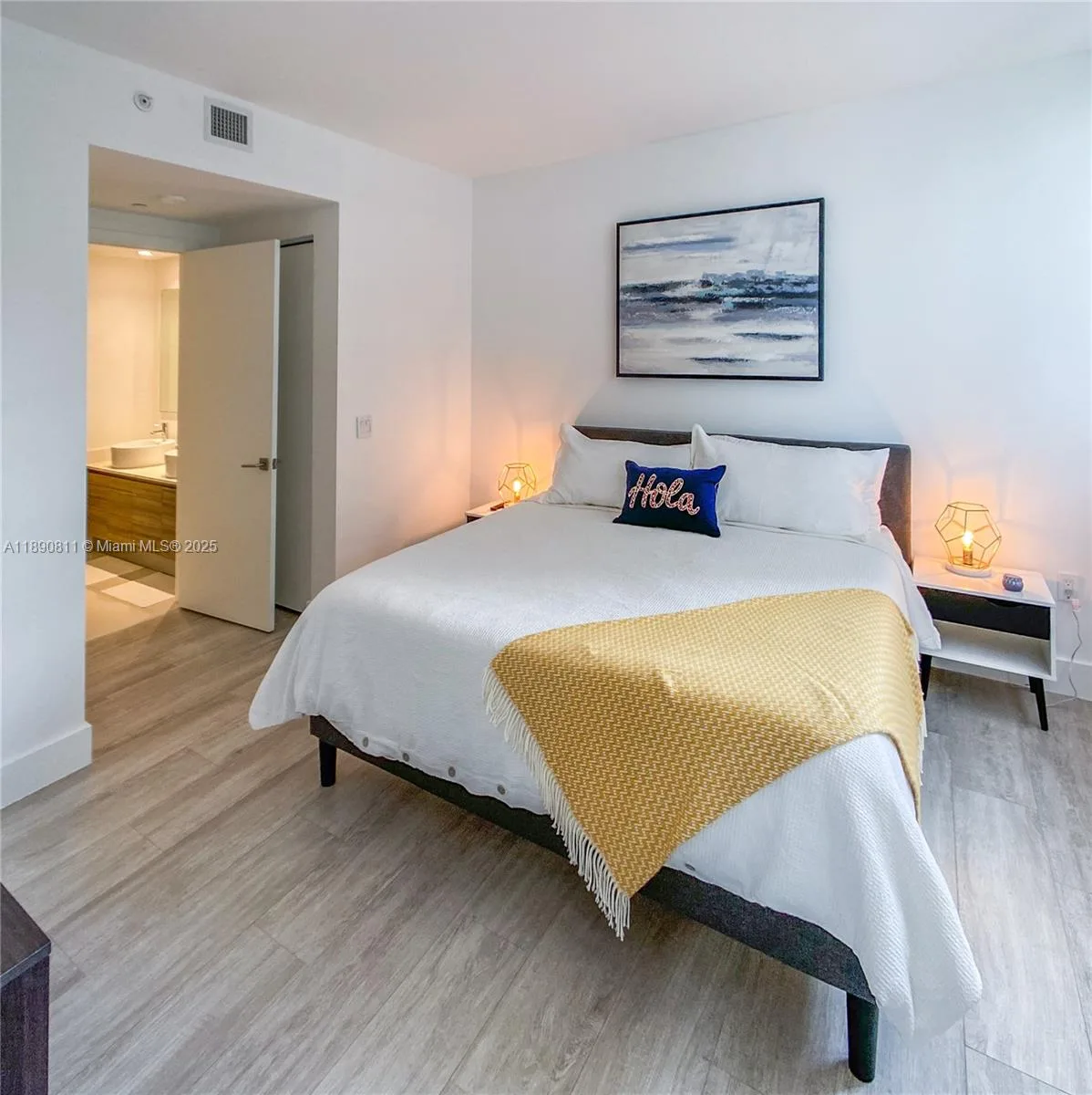 121 NE 34th St # 908, Miami, FL 33137 photo 8