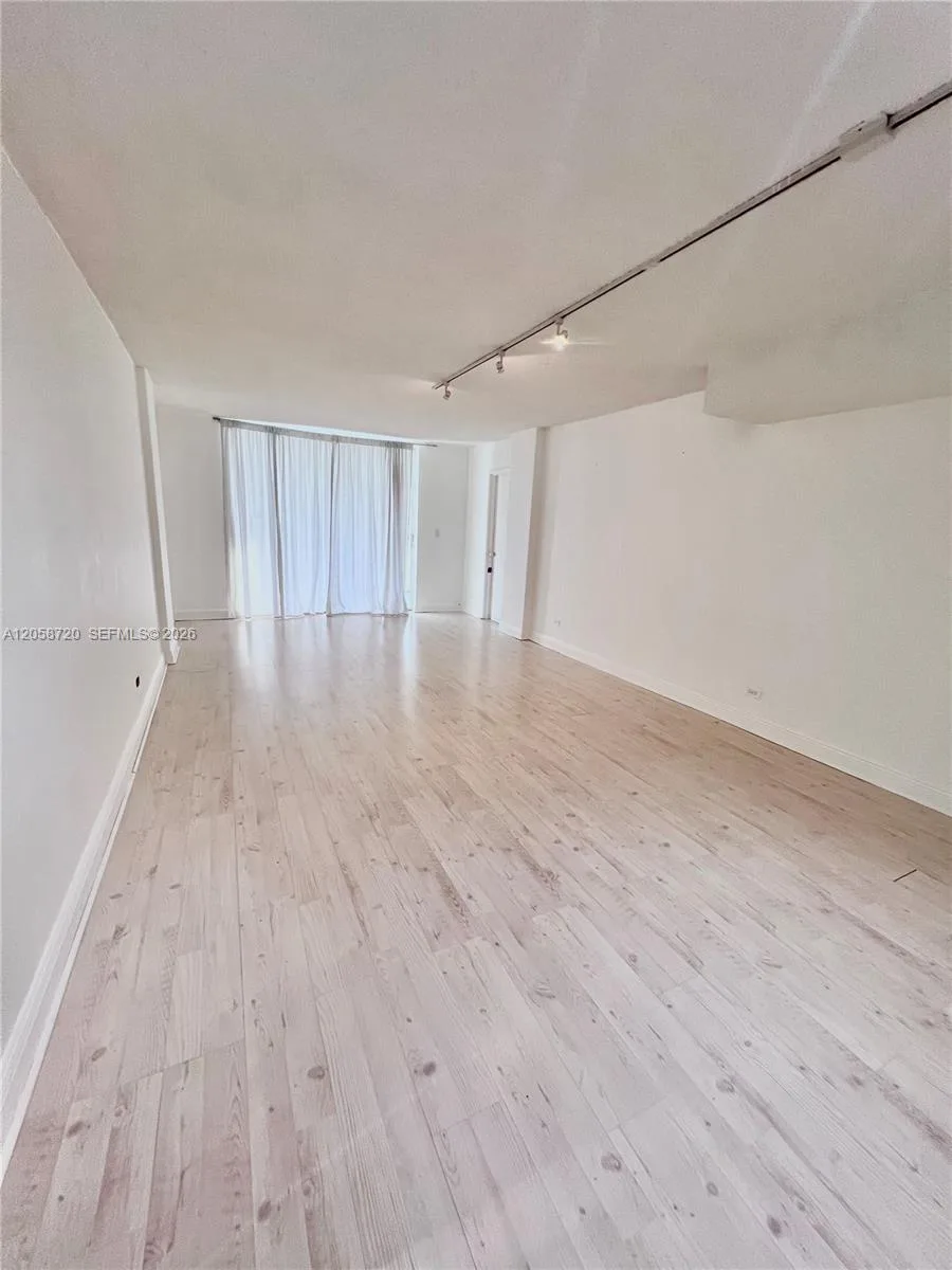 3660 NE 166th St # 405, North Miami Beach, FL 33160 photo 7