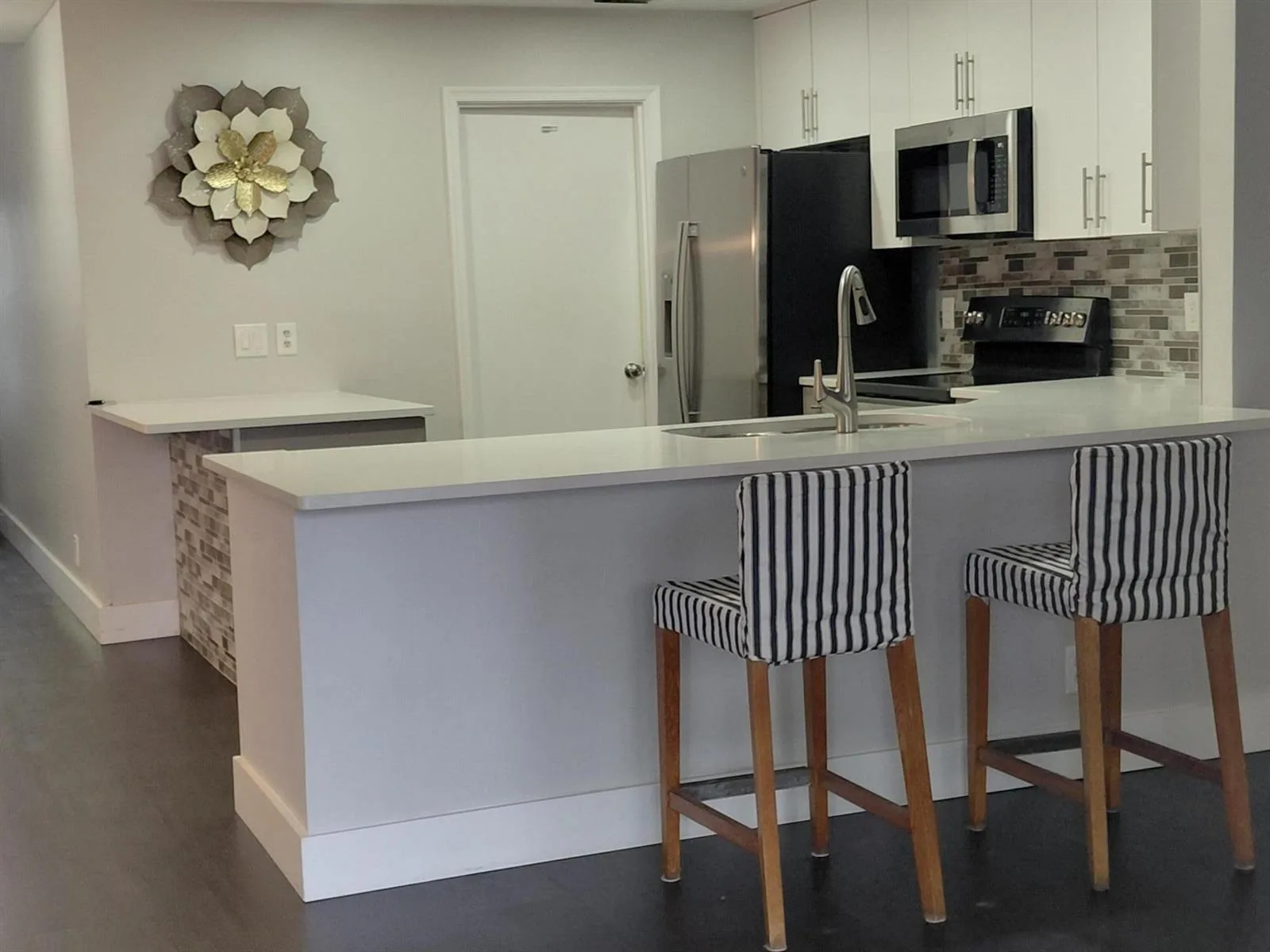 2147 Discovery Circle W, Deerfield Beach, FL 33442 photo 8