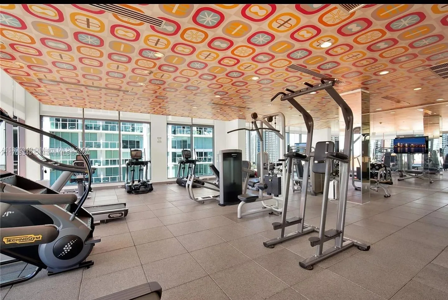 31 SE 6th St # 1201, Miami, FL 33131 photo 10
