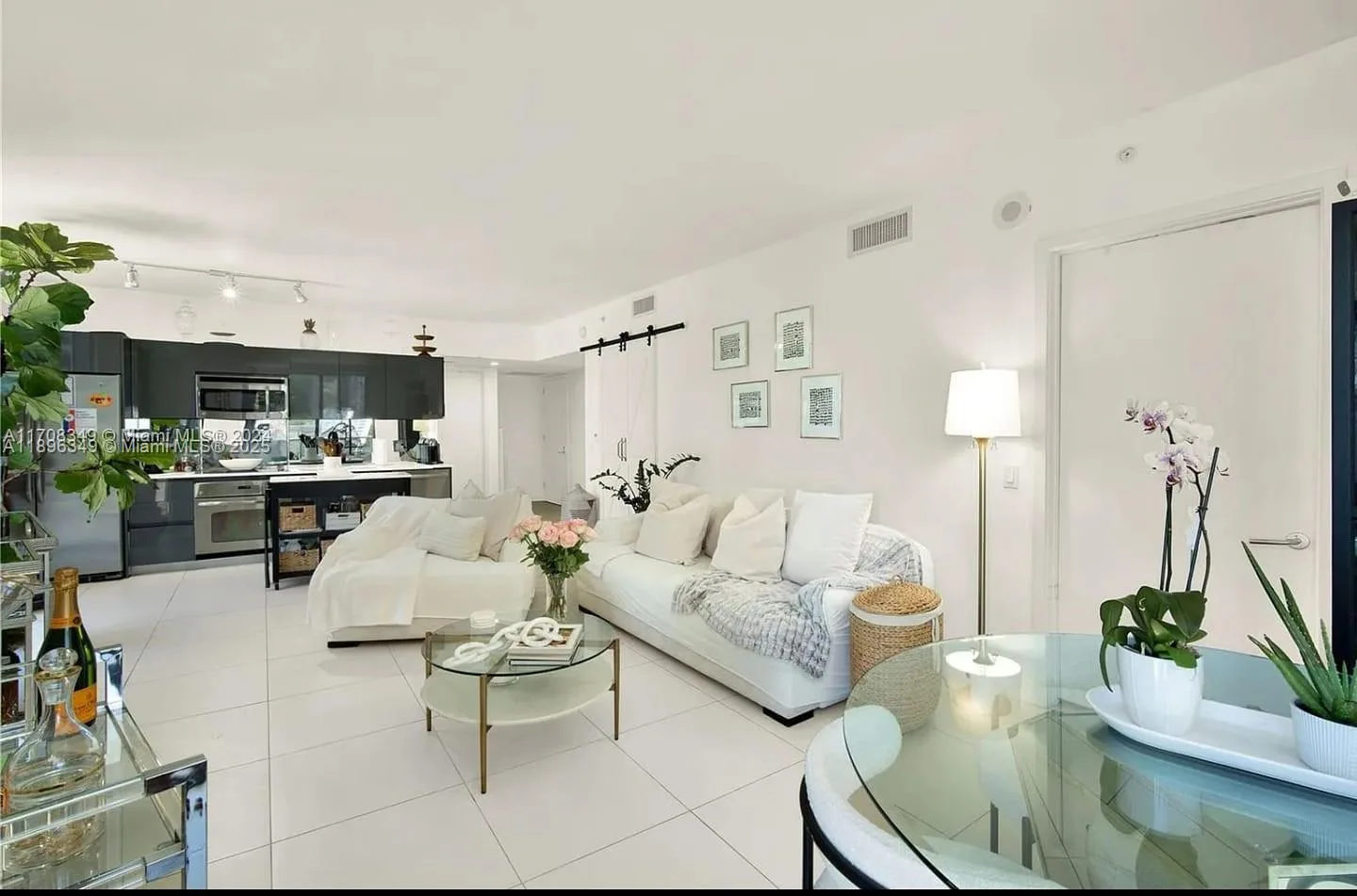 31 SE 6th St # 1201, Miami, FL 33131 photo 8