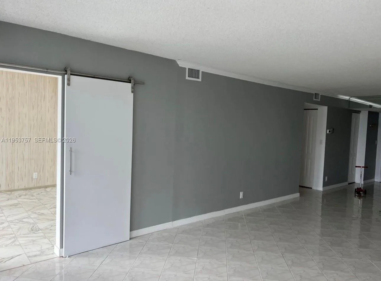 1000 Parkview Dr # 528, Hallandale Beach, FL 33009 photo 10