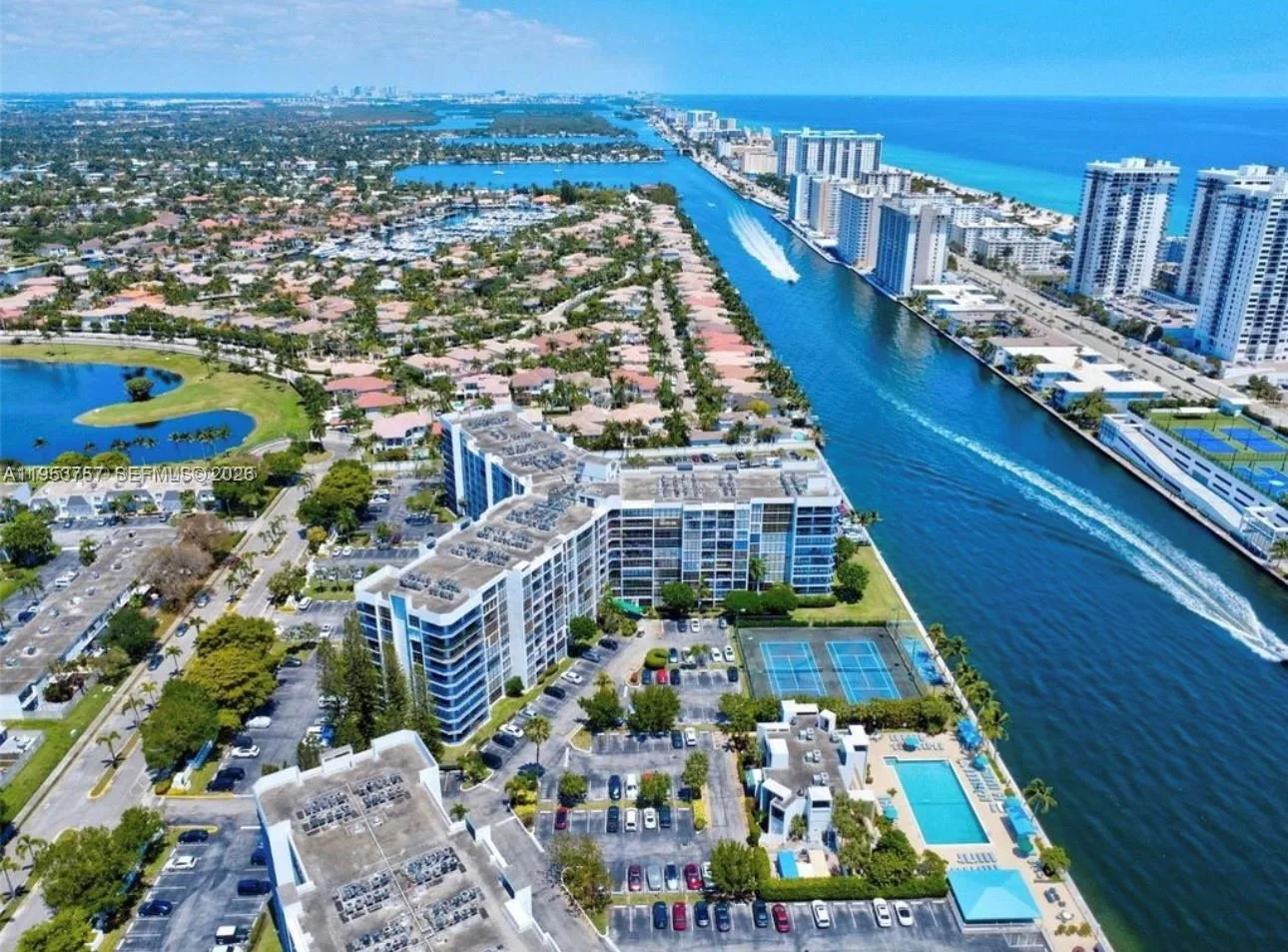 1000 Parkview Dr # 528, Hallandale Beach, FL 33009 photo 2