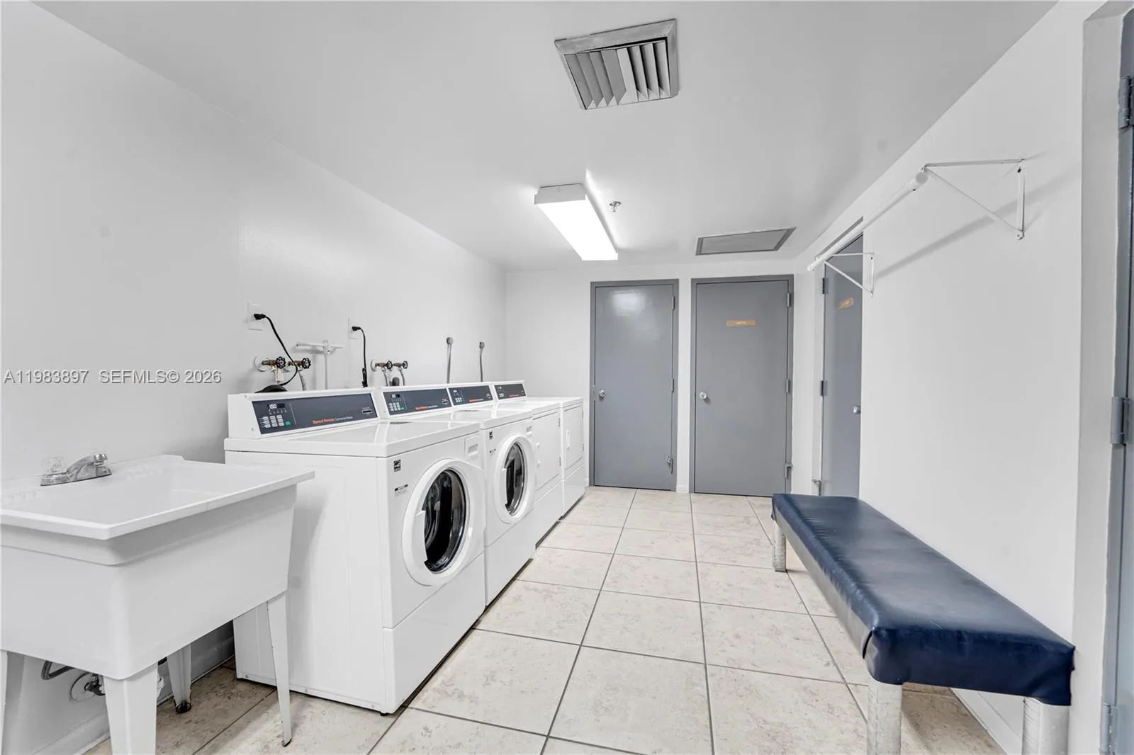 919 Hillcrest Dr # 210, Hollywood, FL 33021 photo 6