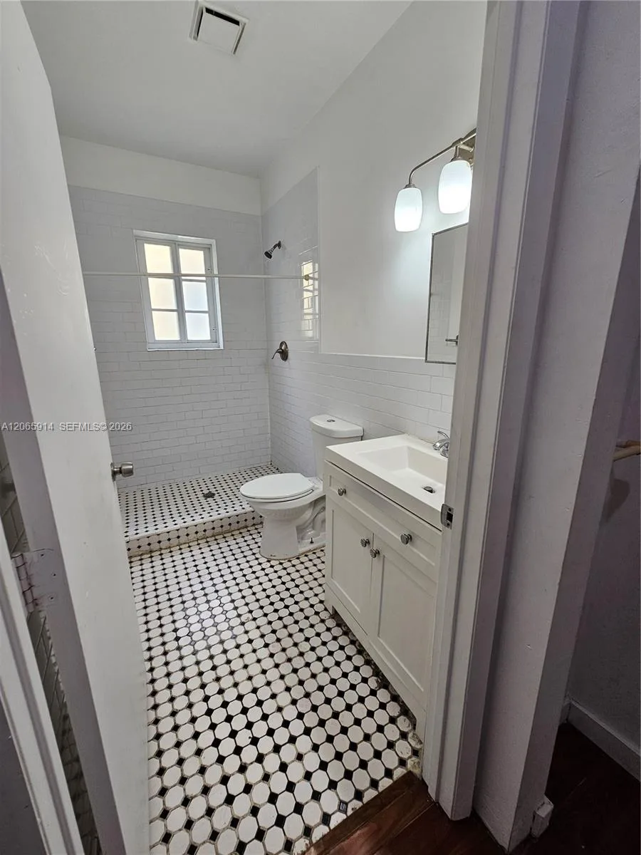 1345 Pennsylvania Ave # 3C, Miami Beach, FL 33139 photo 9