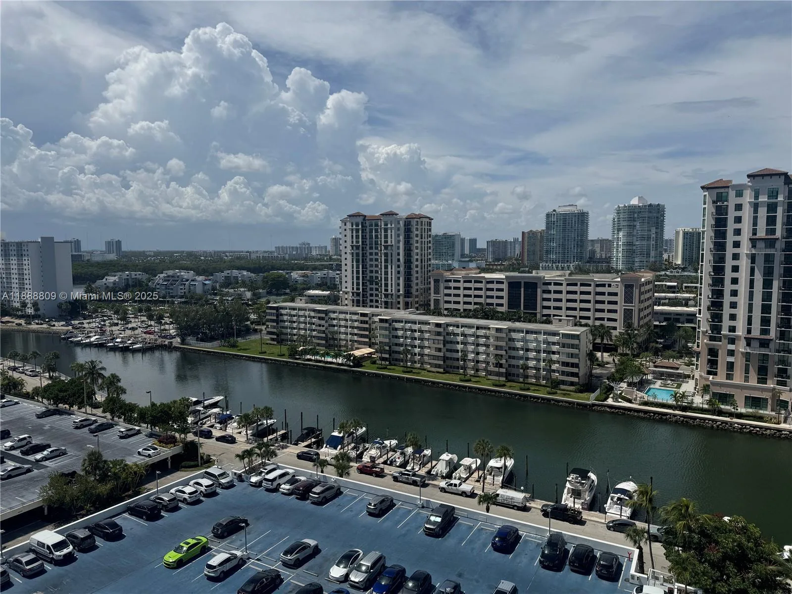100 Bayview Dr # 1530, Sunny Isles Beach, FL 33160 photo 5