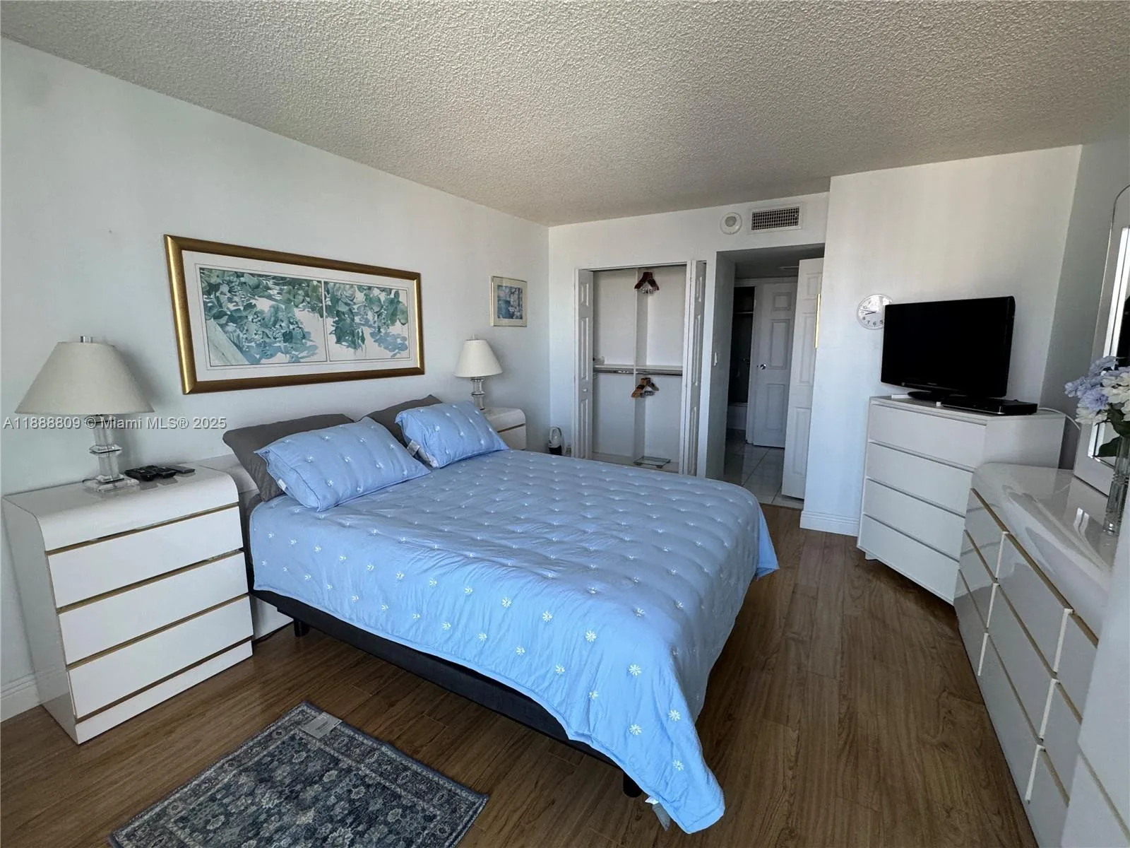 100 Bayview Dr # 1530, Sunny Isles Beach, FL 33160 photo 7