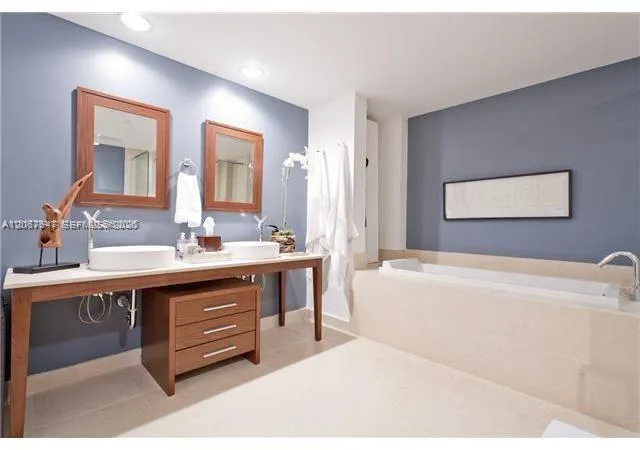 495 Brickell Ave # 5104, Miami, FL 33131 photo 11