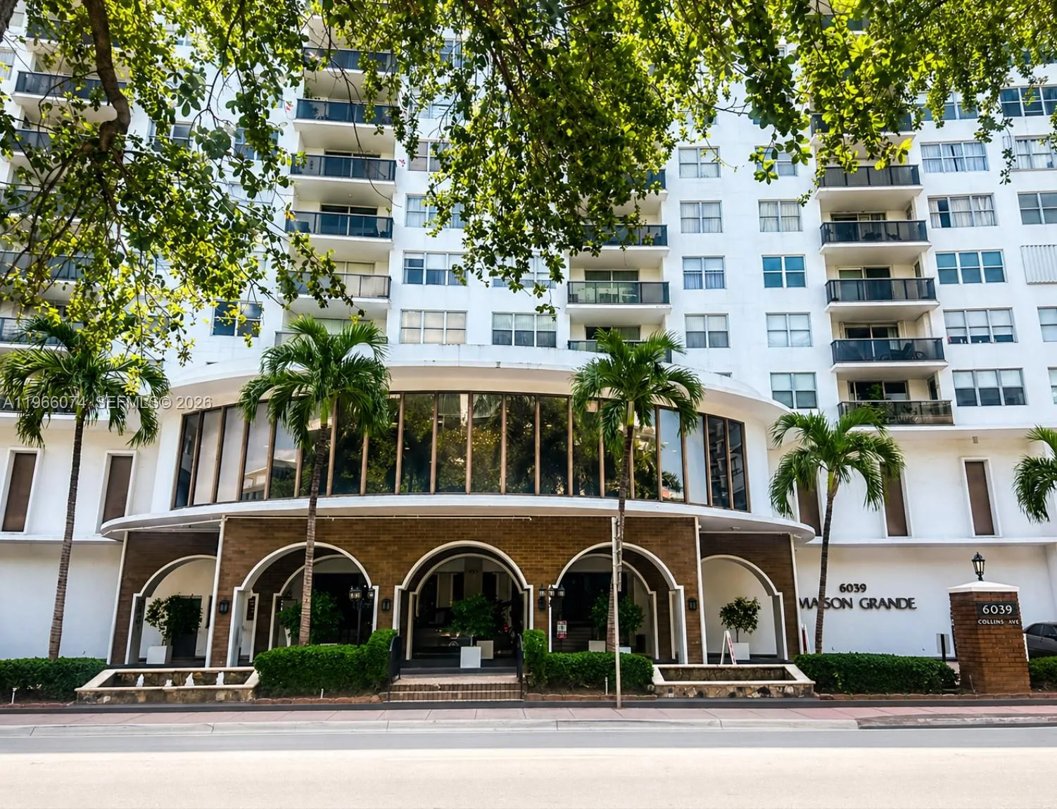 6039 Collins Ave # 1625, Miami Beach, FL 33140 photo 4