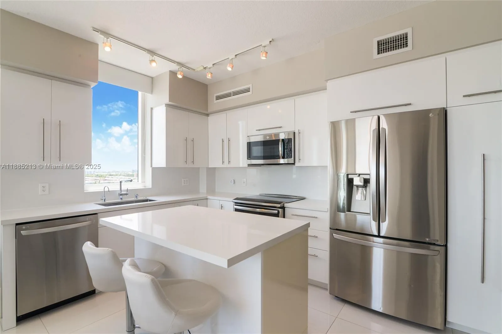 1745 E Hallandale Beach Blvd # 807W, Hallandale Beach, FL 33009