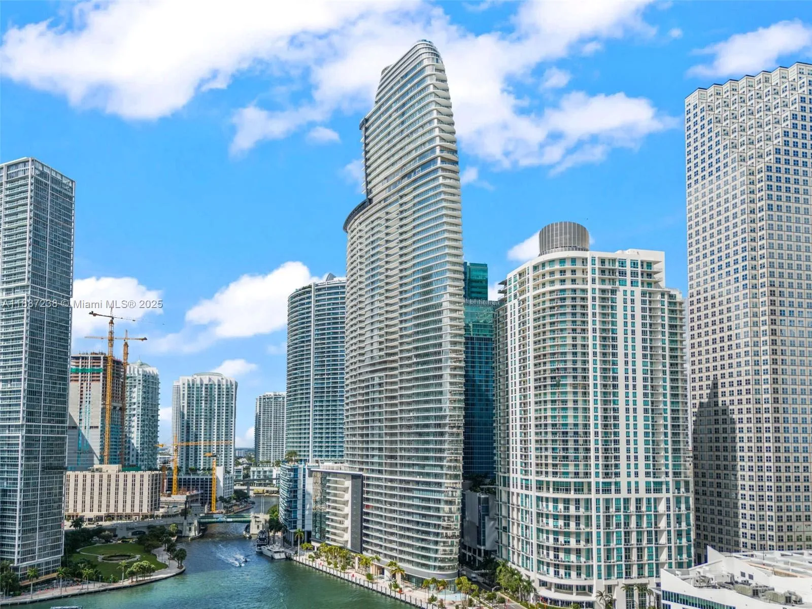 300 Biscayne Blvd Way # 3508, Miami, FL 33131
