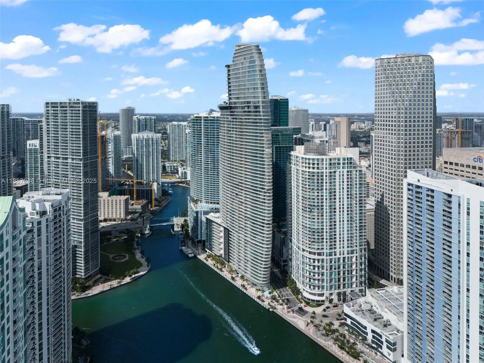 300 Biscayne Blvd Way # 3508, Miami, FL 33131 photo 6