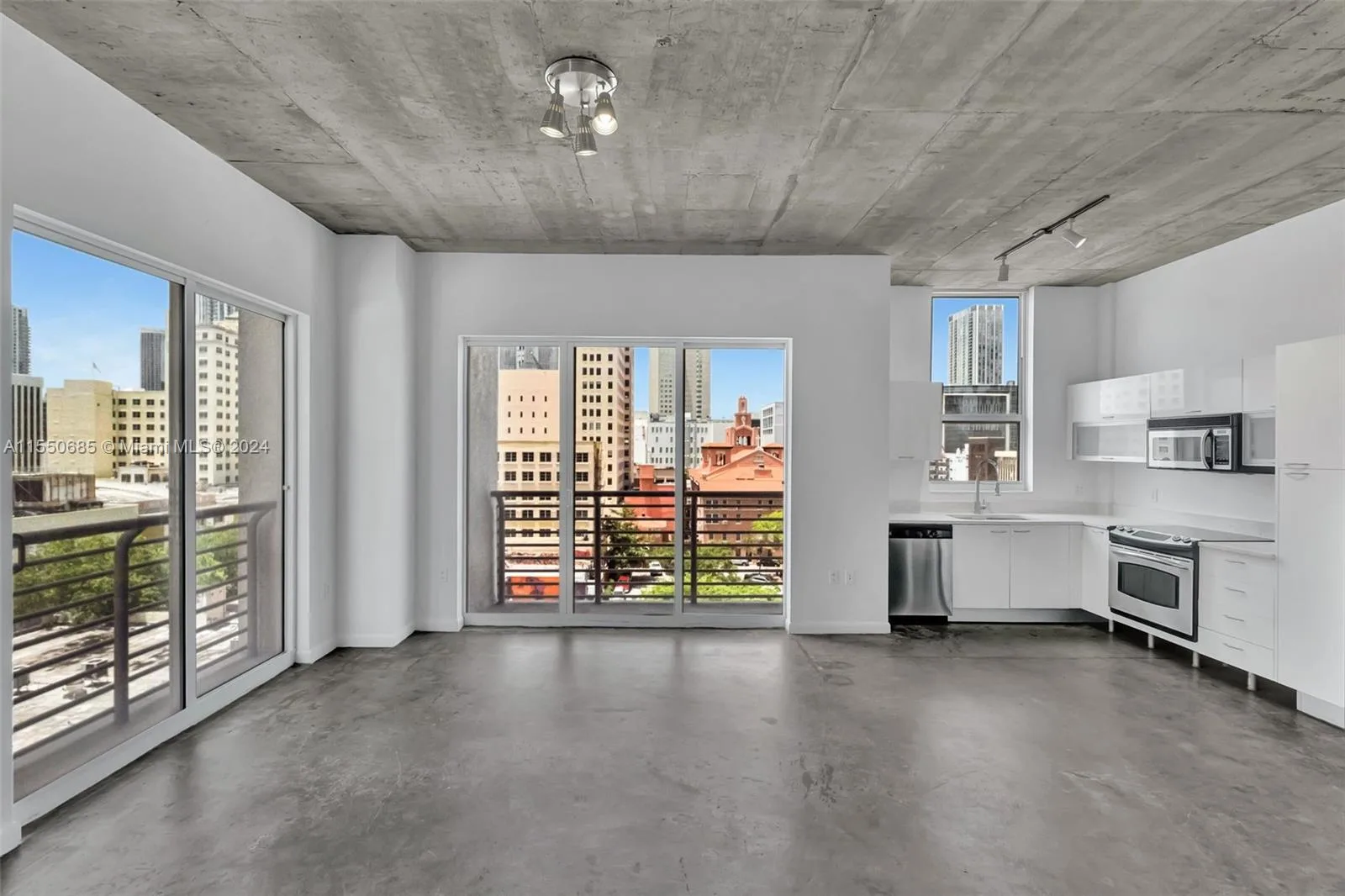 133 NE 2nd Ave # 719, Miami, FL 33132