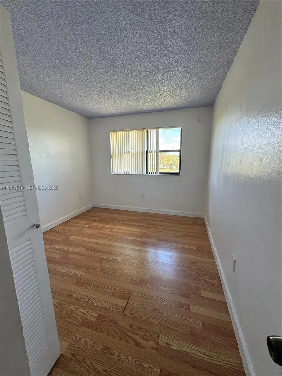 7235 NW 179th St # 311, Hialeah, FL 33015 photo 4