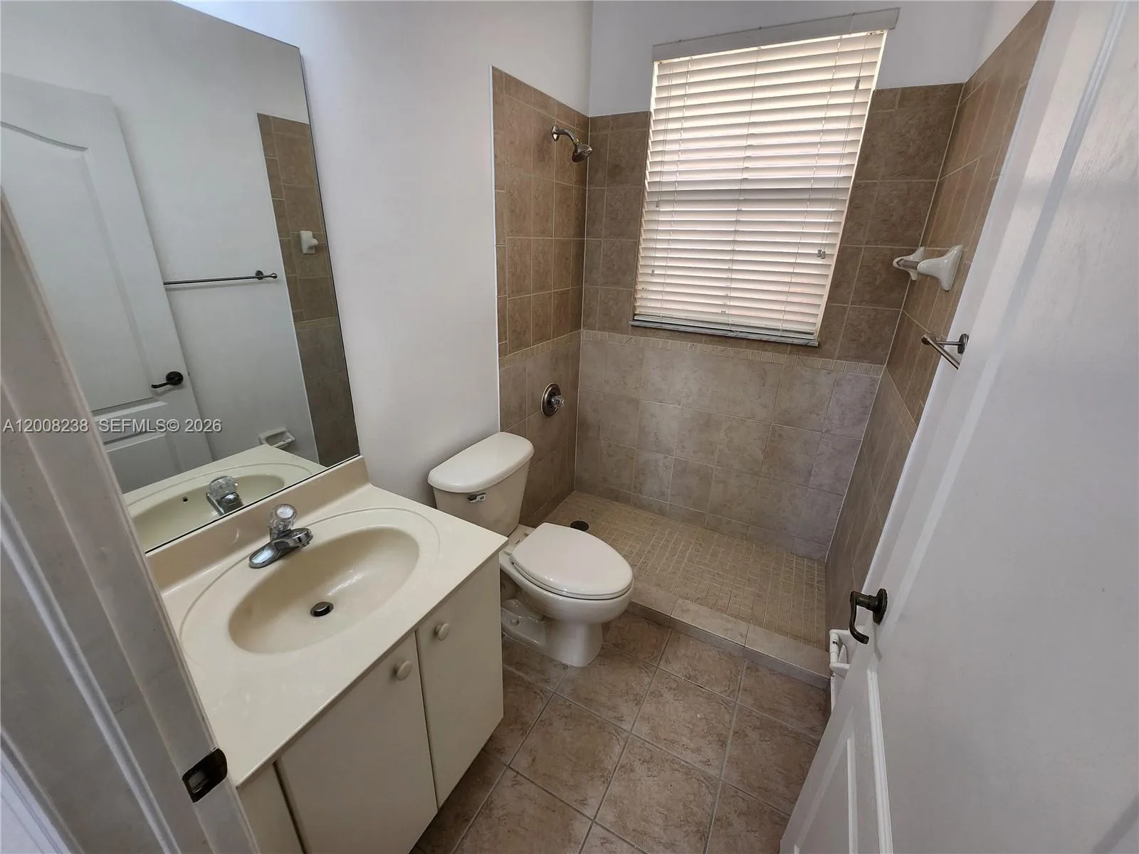11480 NW 82th Terrace, Doral, FL 33178 photo 10