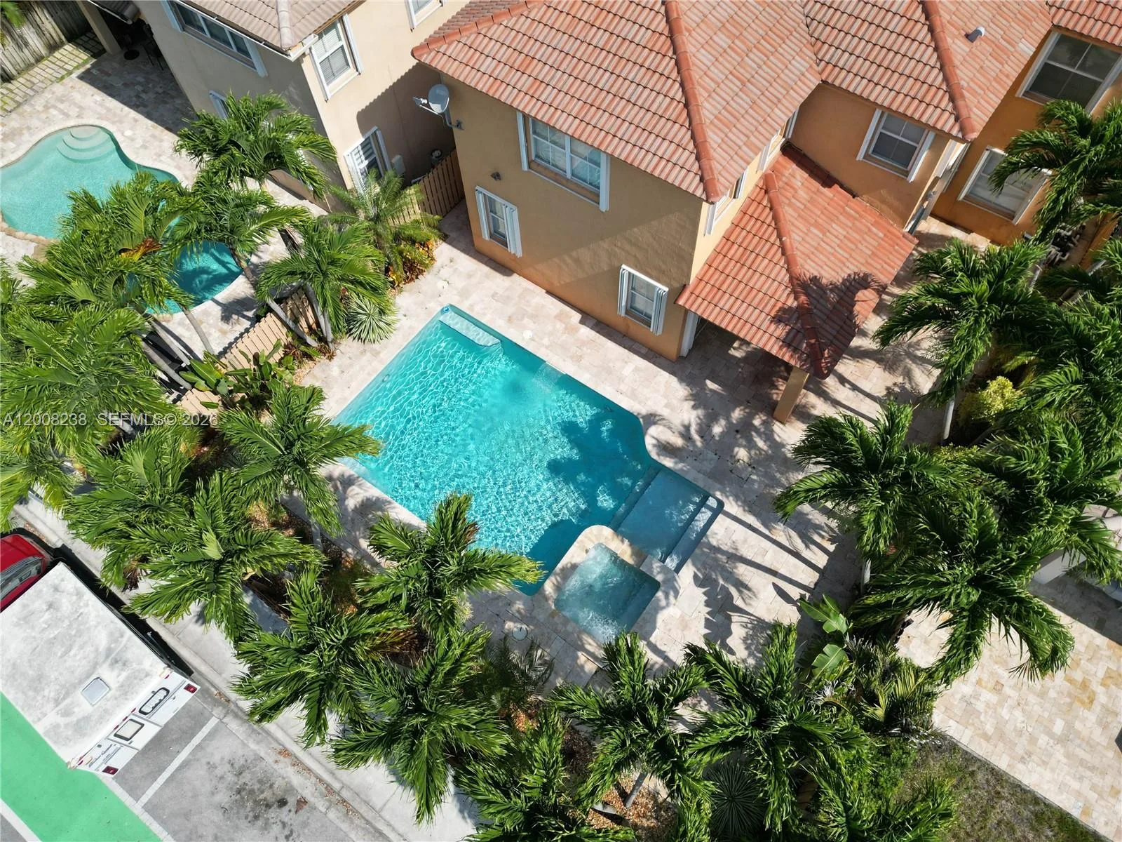 11480 NW 82th Terrace, Doral, FL 33178 photo 2