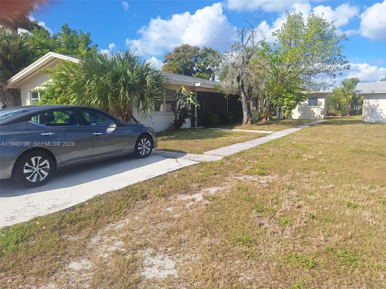 245 E PARKWAY, Other City - In The State Of Florida, FL 33904 photo 2